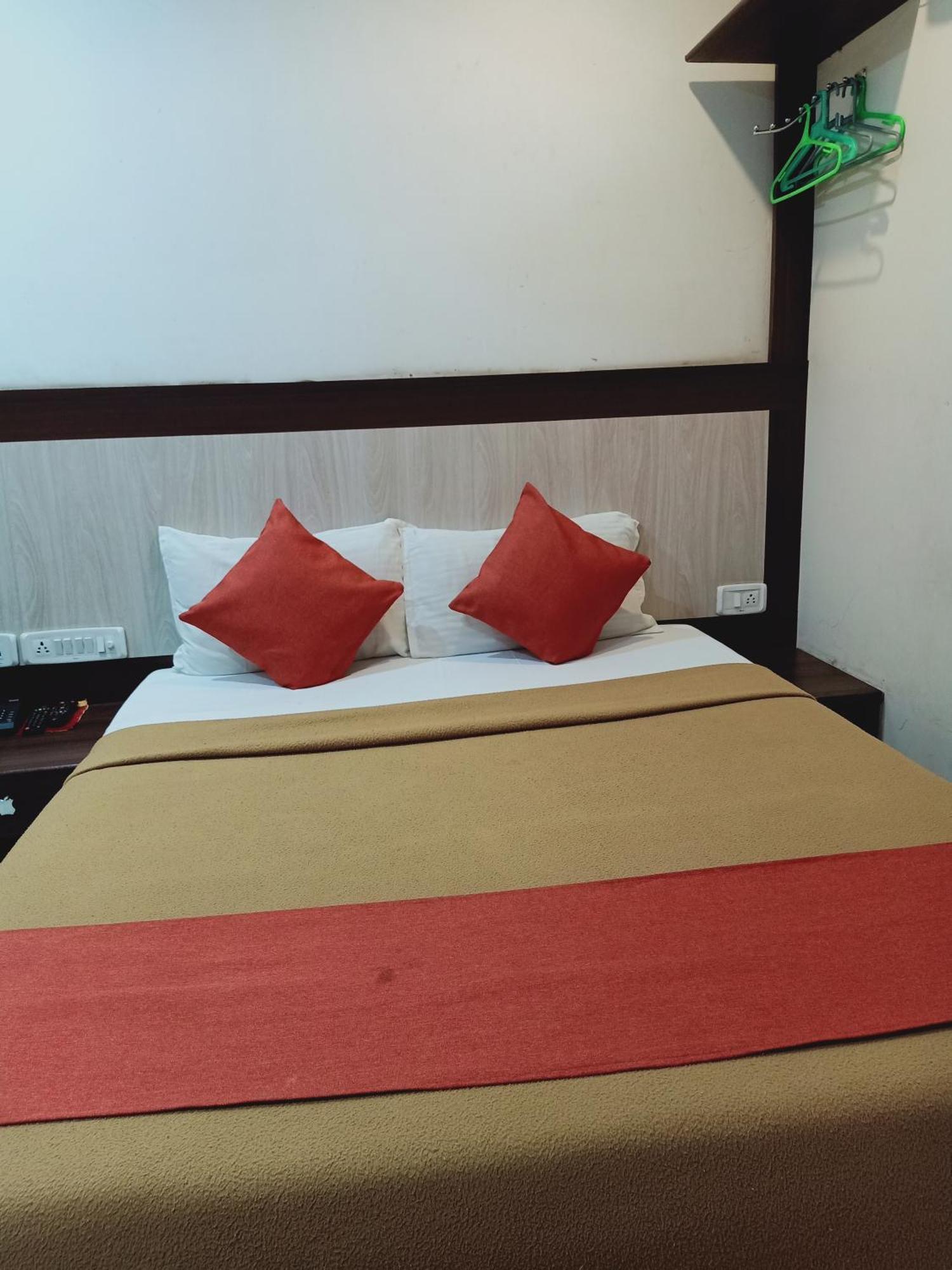 Hotel Neem Tree Hyderabad Airport Shamshabad Ngoại thất bức ảnh