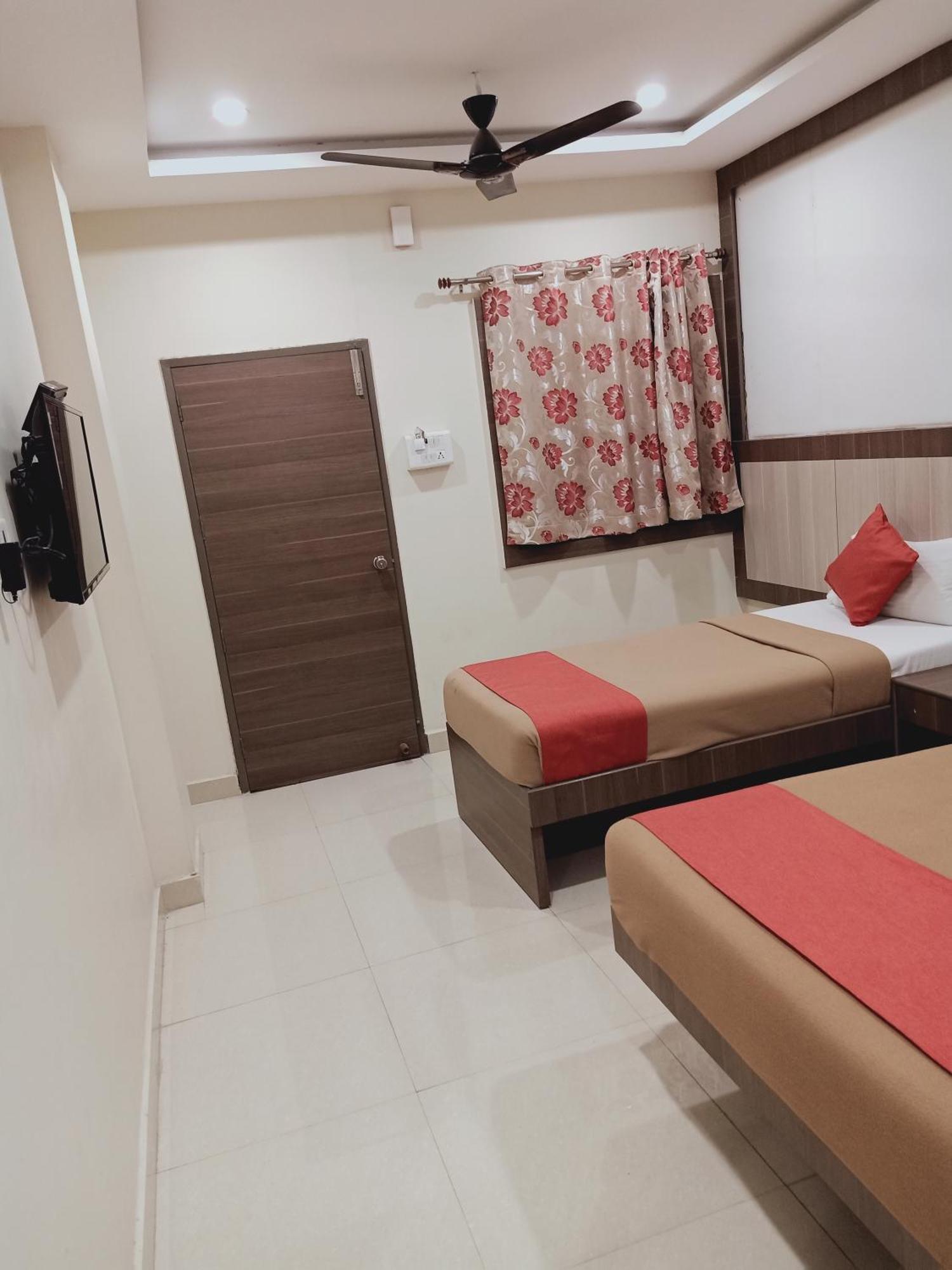 Hotel Neem Tree Hyderabad Airport Shamshabad Ngoại thất bức ảnh